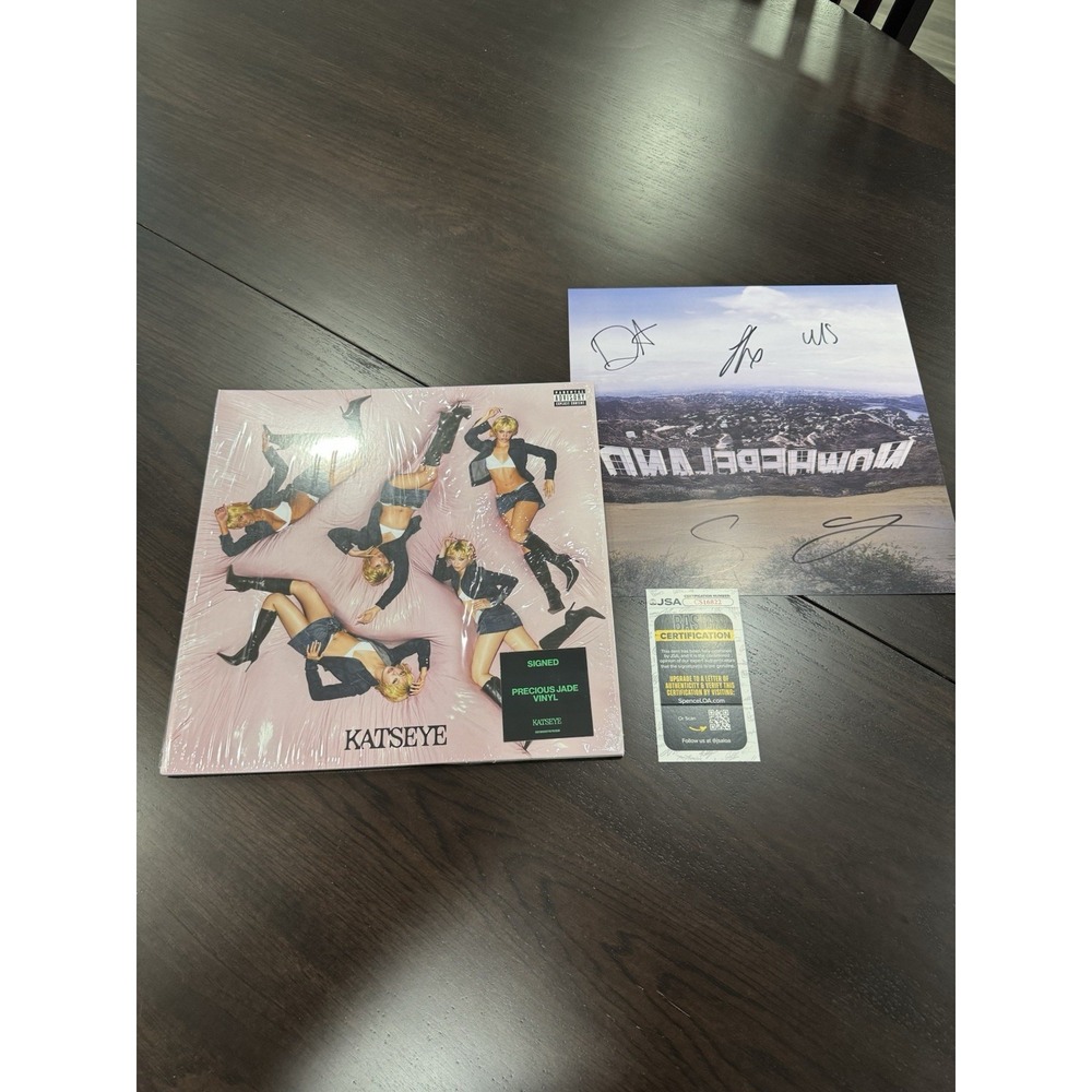 KATSEYE "Wild" Signed By All Members Vinyl Record Green with JSA COA